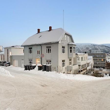 Historical Villa In The City Center Tromso Ngoại thất bức ảnh